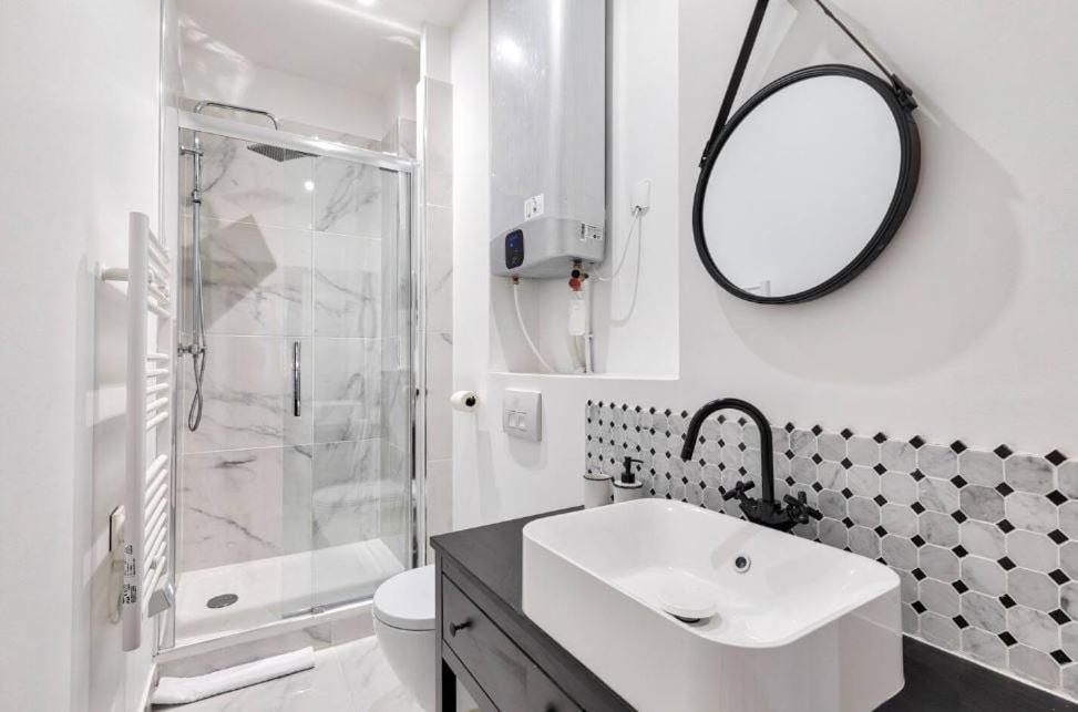 Appartement Familial Proche Arc De Triomphe - 8P Paříž Exteriér fotografie